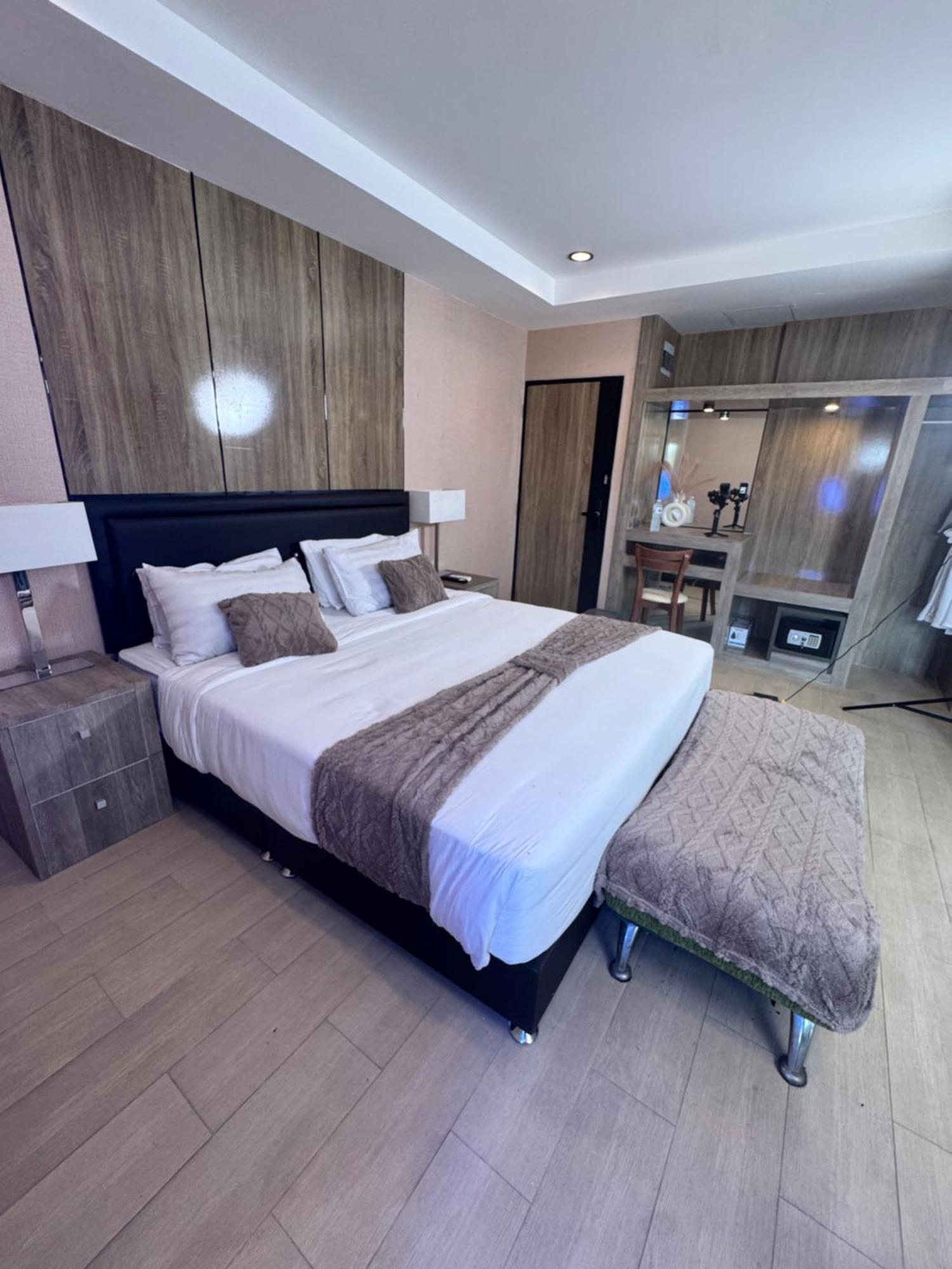 Aparthotel Maya