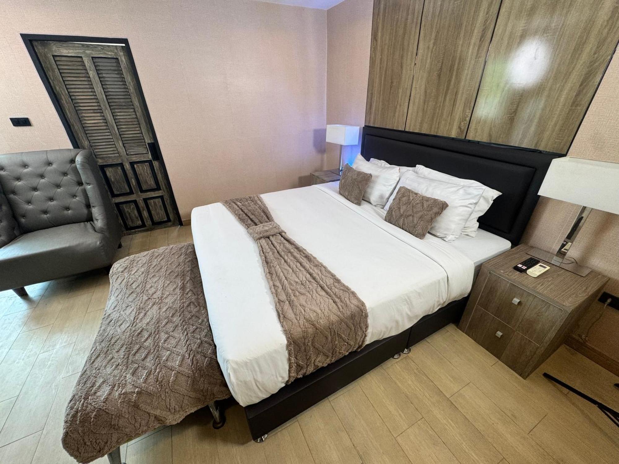 Aparthotel Maya *